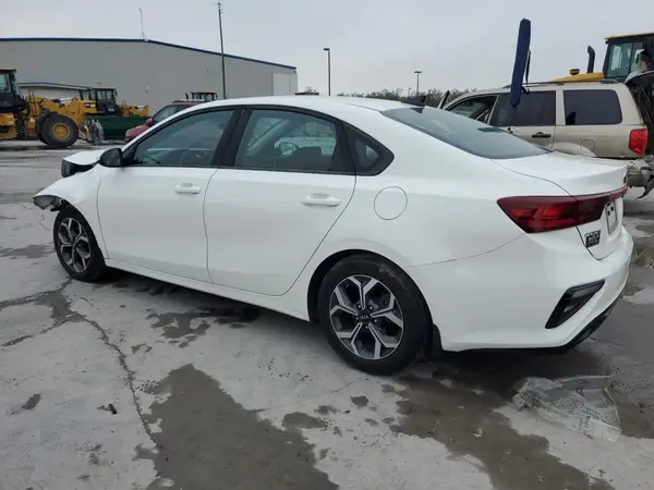 3KPF24AD7LE187696 2020 KIA FORTE - Image 2