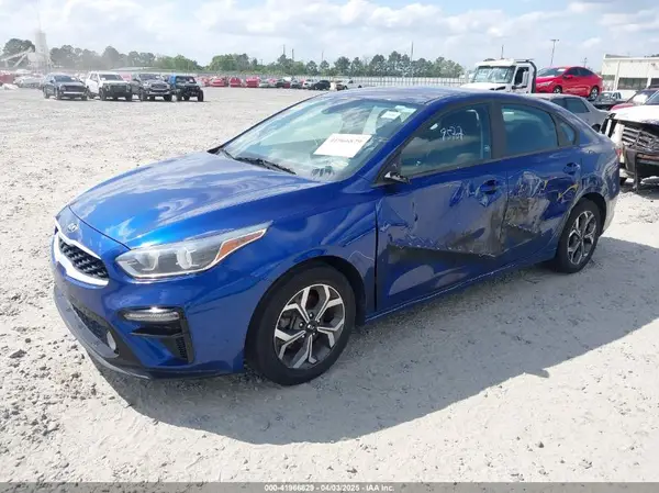 3KPF24AD7LE203220 2020 KIA FORTE - Image 2