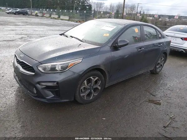 3KPF24AD7LE203556 2020 KIA FORTE - Image 2