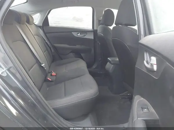 3KPF24AD7LE209146 2020 KIA FORTE - Image 8
