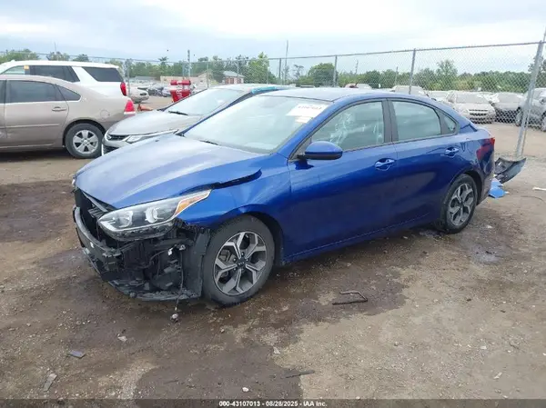 3KPF24AD7LE211642 2020 KIA FORTE - Image 2