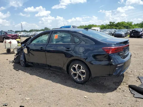 3KPF24AD7LE214315 2020 KIA FORTE - Image 2