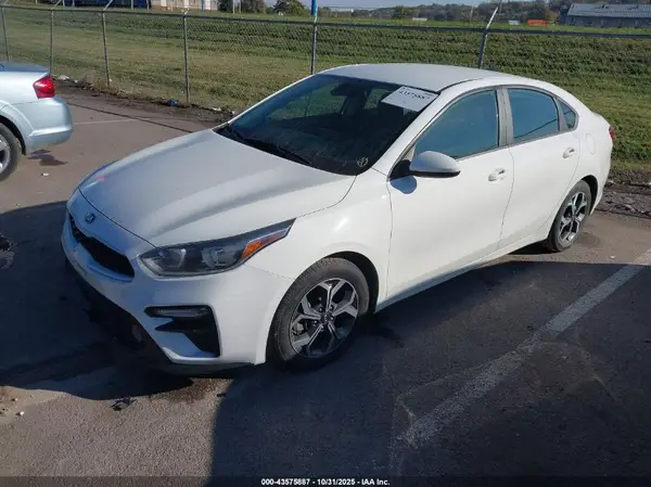 3KPF24AD7LE214623 2020 KIA FORTE - Image 2