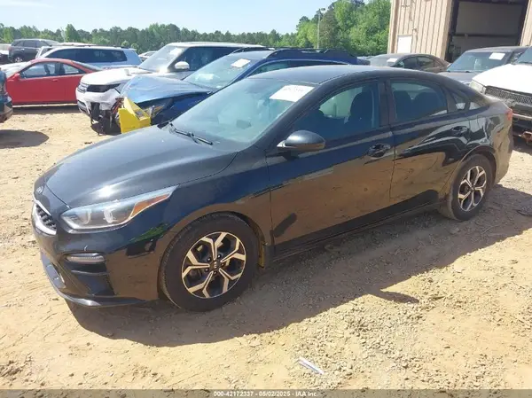 3KPF24AD7LE226335 2020 KIA FORTE - Image 2