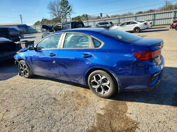 3KPF24AD7LE227470 2020 KIA FORTE - Image 2