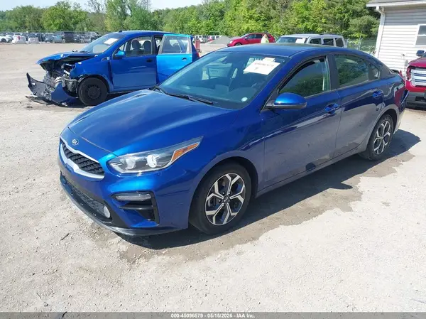 3KPF24AD7LE232586 2020 KIA FORTE - Image 2