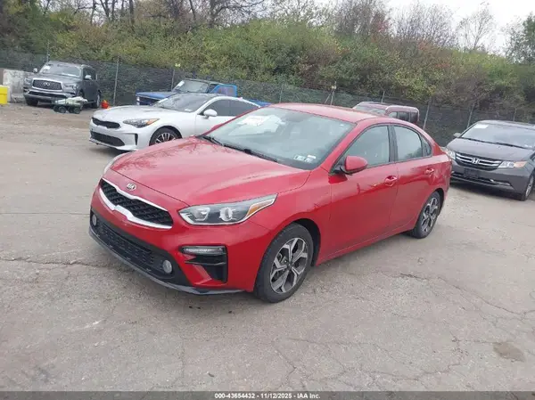 3KPF24AD7LE245029 2020 KIA FORTE - Image 2