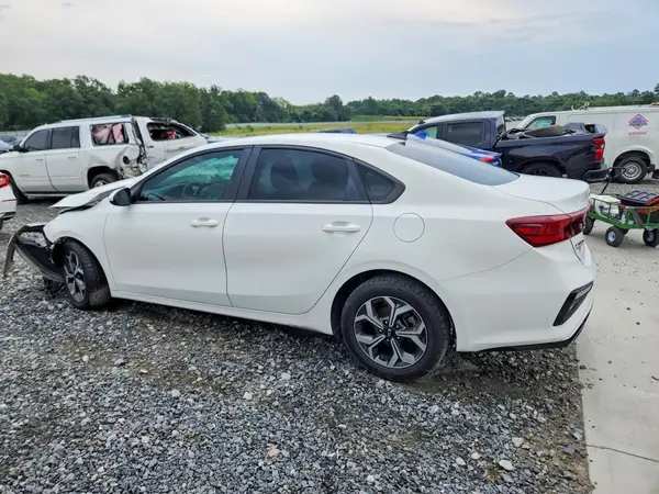 3KPF24AD7LE245080 2020 KIA FORTE - Image 2