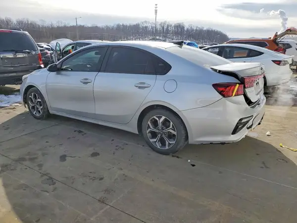 3KPF24AD7LE245757 2020 KIA FORTE - Image 2