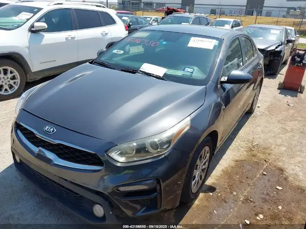 3KPF24AD7LE249713 2020 KIA FORTE - Image 2