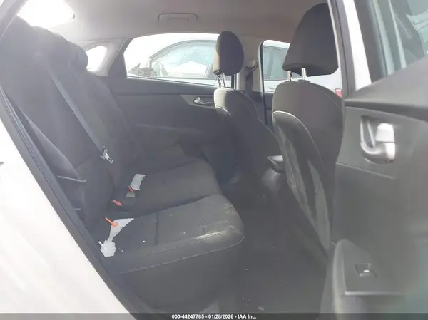 3KPF24AD7LE251574 2020 KIA FORTE - Image 8