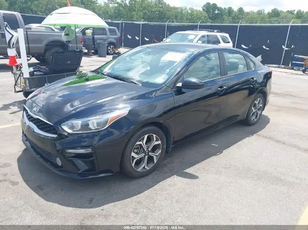 3KPF24AD7LE252854 2020 KIA FORTE - Image 2