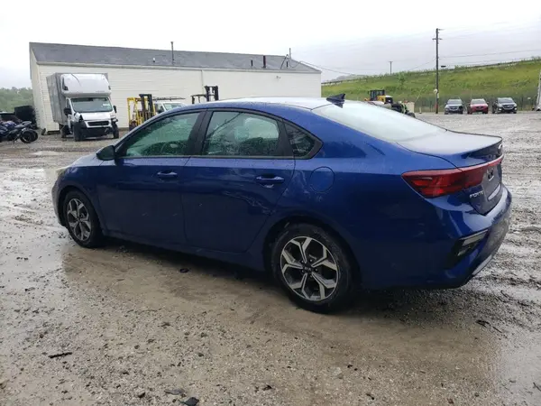 3KPF24AD7LE255561 2020 KIA FORTE - Image 2