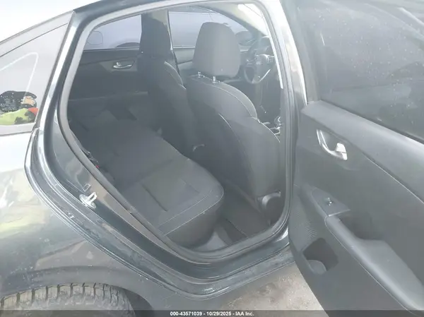 3KPF24AD7LE255589 2020 KIA FORTE - Image 8