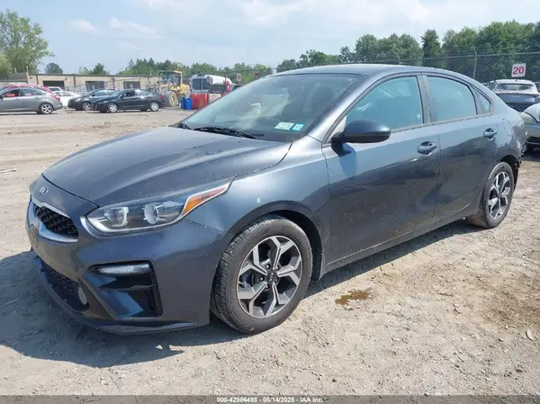 3KPF24AD7LE255771 2020 KIA FORTE - Image 2