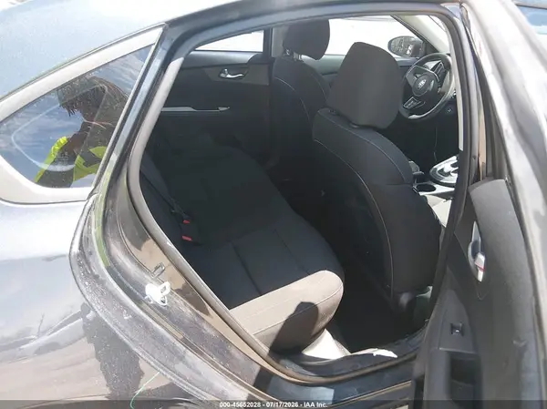 3KPF24AD7LE258931 2020 KIA FORTE - Image 8