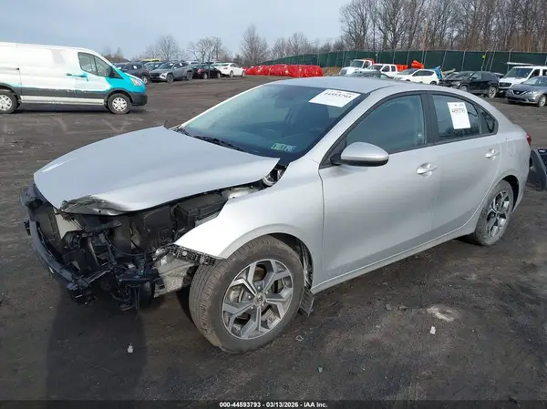 3KPF24AD7LE259383 2020 KIA FORTE - Image 2