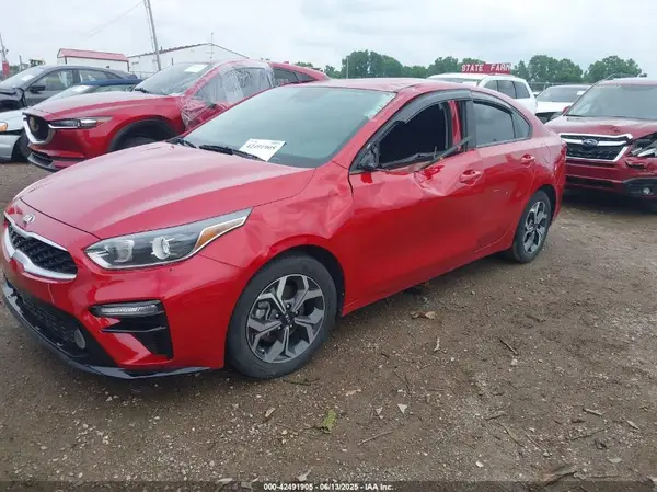 3KPF24AD7LE260940 2020 KIA FORTE - Image 2
