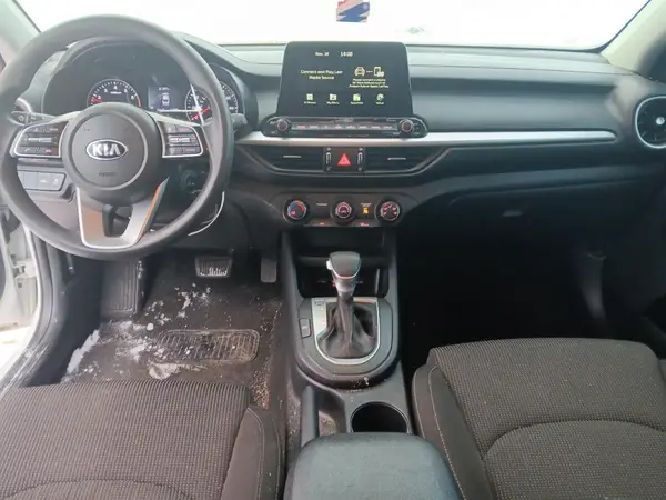 3KPF24AD7ME266318 2021 KIA FORTE - Image 8