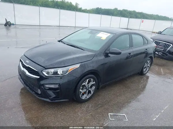 3KPF24AD7ME266402 2021 KIA FORTE - Image 2