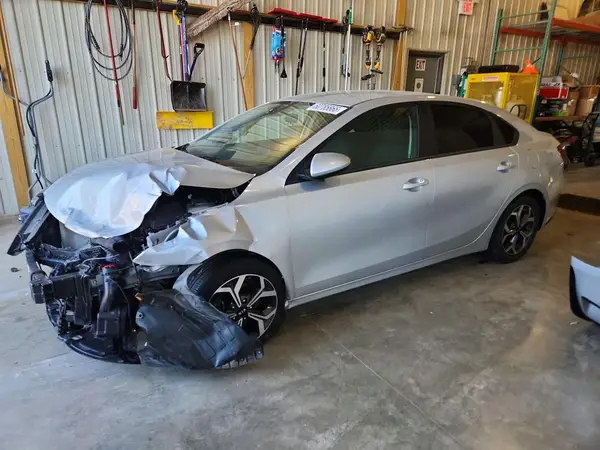 3KPF24AD7ME266822 2021 KIA FORTE - Image 1