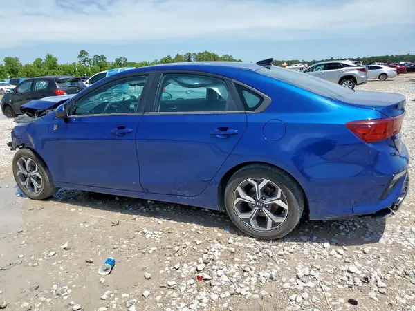 3KPF24AD7ME267789 2021 KIA FORTE - Image 2