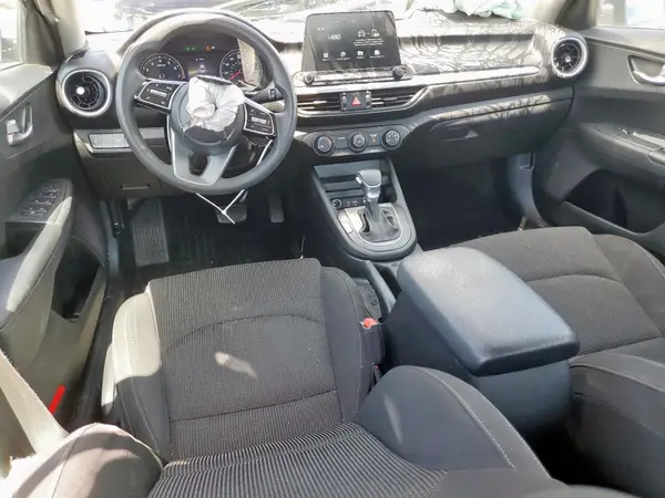 3KPF24AD7ME267789 2021 KIA FORTE - Image 8