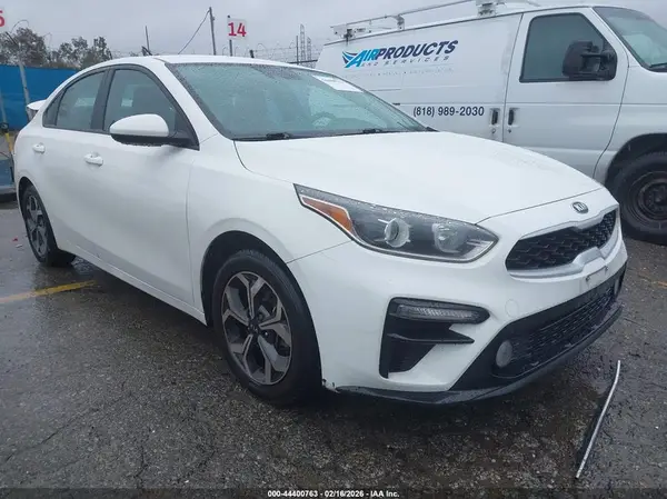 3KPF24AD7ME268134 2021 KIA FORTE - Image 1