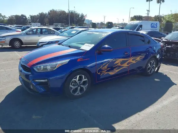 3KPF24AD7ME268764 2021 KIA FORTE - Image 2