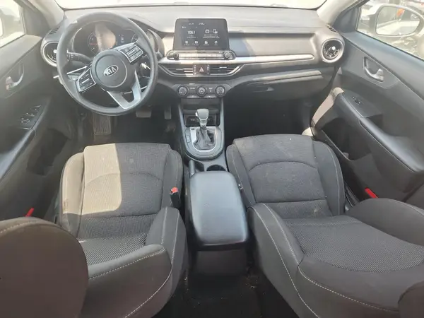 3KPF24AD7ME269574 2021 KIA FORTE - Image 8