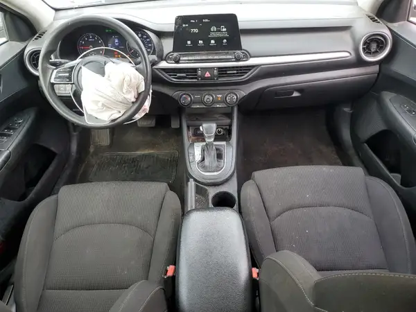 3KPF24AD7ME272443 2021 KIA FORTE - Image 8