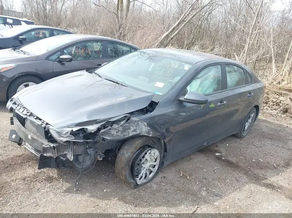 3KPF24AD7ME275195 2021 KIA FORTE - Image 2