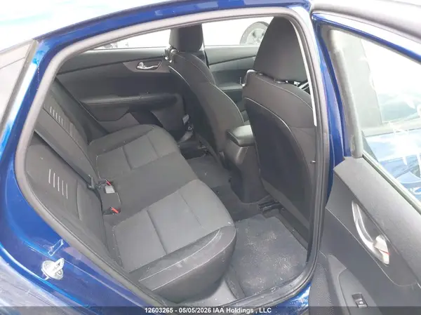 3KPF24AD7ME277397 2021 KIA FORTE - Image 8