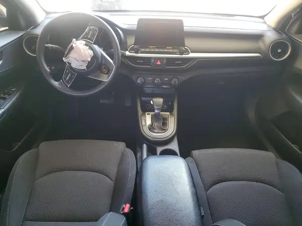 3KPF24AD7ME278985 2021 KIA FORTE - Image 8