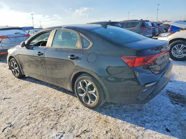 3KPF24AD7ME279988 2021 KIA FORTE - Image 2