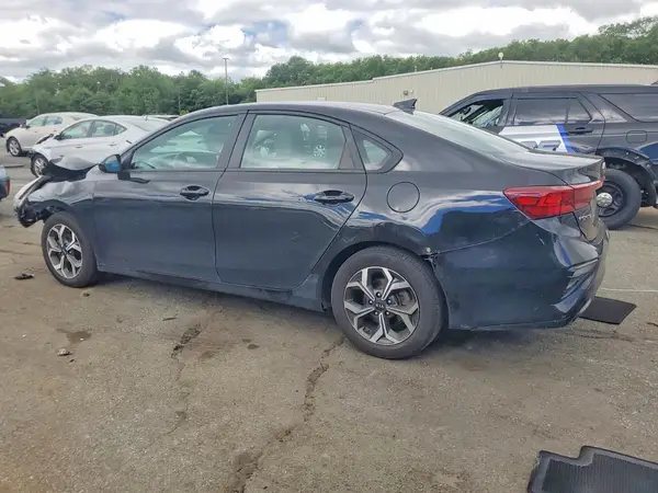 3KPF24AD7ME282230 2021 KIA FORTE - Image 2