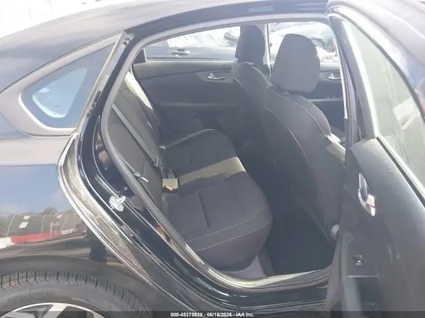 3KPF24AD7ME283555 2021 KIA FORTE - Image 8