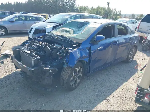 3KPF24AD7ME285645 2021 KIA FORTE - Image 2