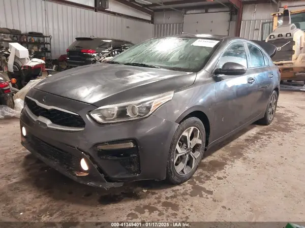 3KPF24AD7ME286150 2021 KIA FORTE - Image 2