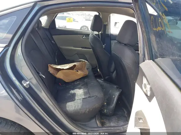 3KPF24AD7ME286830 2021 KIA FORTE - Image 8