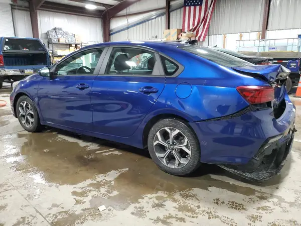 3KPF24AD7ME287802 2021 KIA FORTE - Image 2