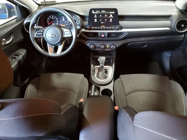 3KPF24AD7ME287802 2021 KIA FORTE - Image 8