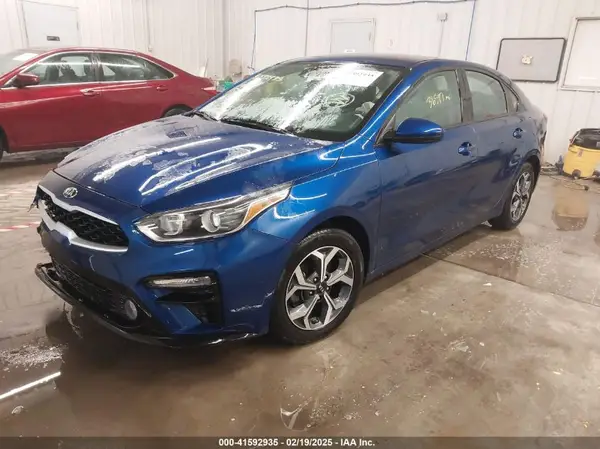 3KPF24AD7ME288514 2021 KIA FORTE - Image 2