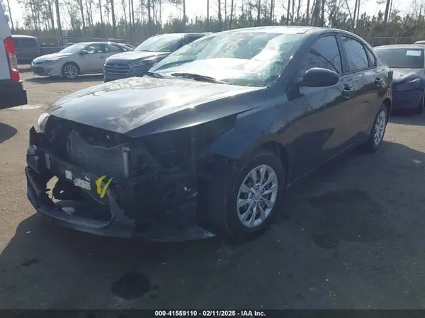 3KPF24AD7ME289128 2021 KIA FORTE - Image 2