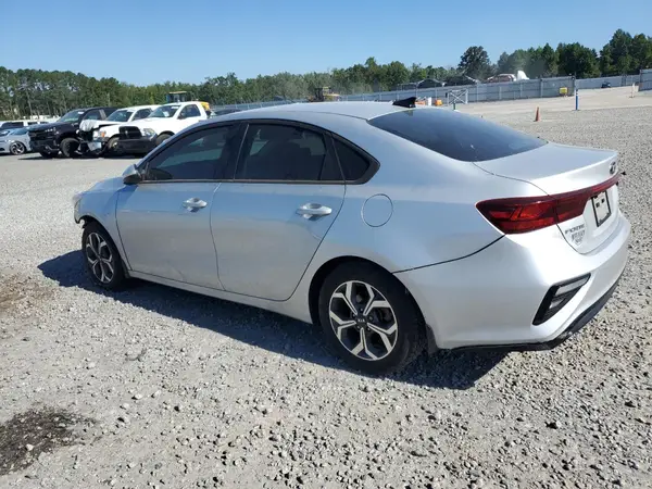 3KPF24AD7ME290912 2021 KIA FORTE - Image 2