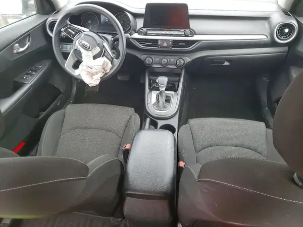 3KPF24AD7ME291073 2021 KIA FORTE - Image 8