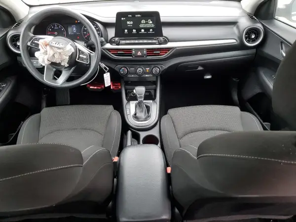 3KPF24AD7ME294376 2021 KIA FORTE - Image 8