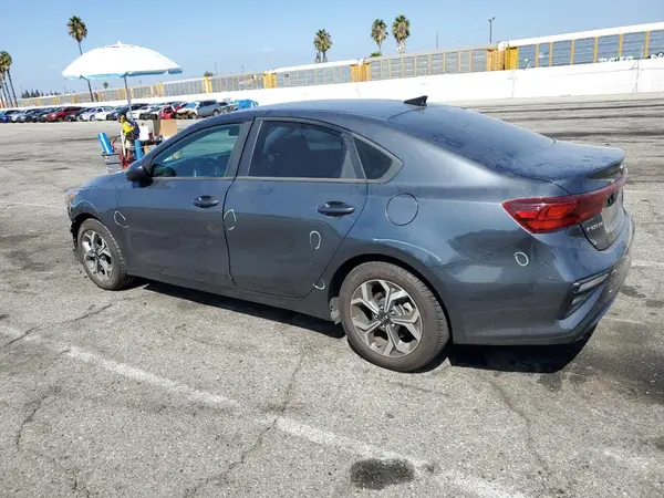 3KPF24AD7ME296287 2021 KIA FORTE - Image 2