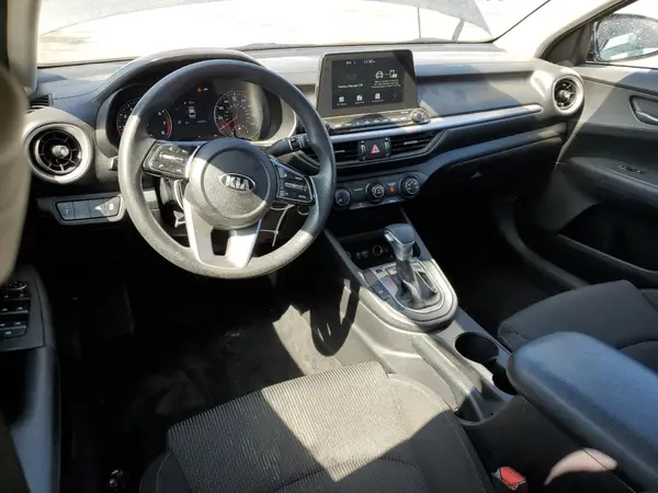 3KPF24AD7ME296287 2021 KIA FORTE - Image 8