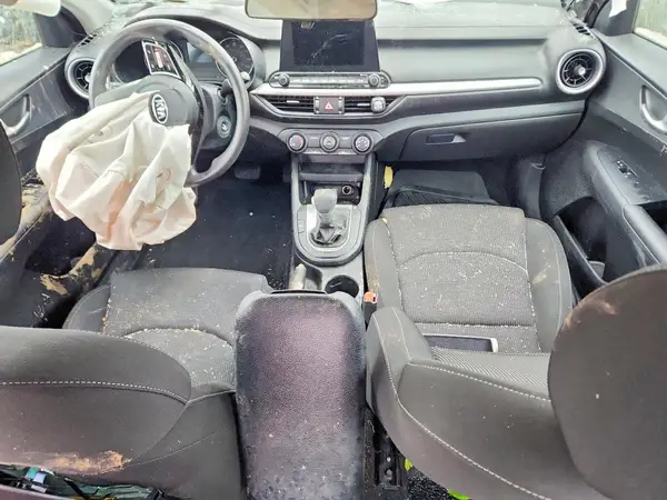 3KPF24AD7ME297682 2021 KIA FORTE - Image 8